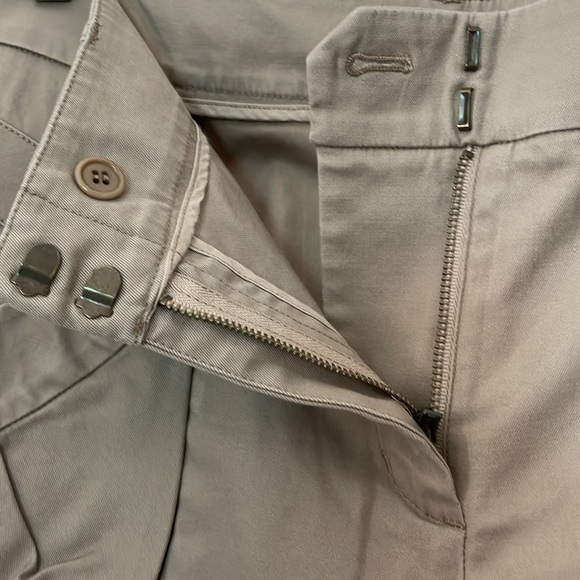 BCBG Max Azria Khaki Ankle Pants Size 6 - Picture 3 of 5